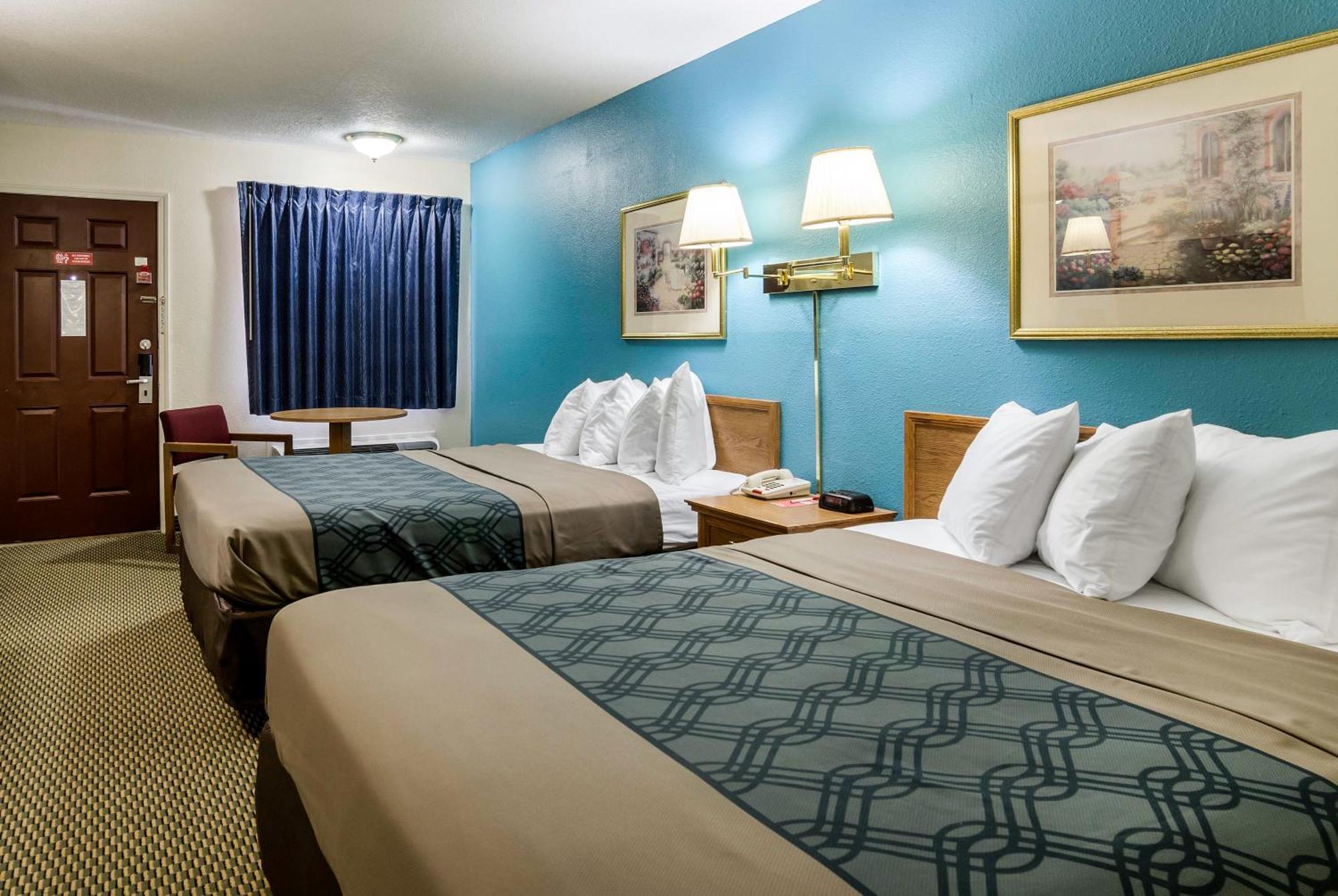 Econo Lodge University Lawrence Extérieur photo