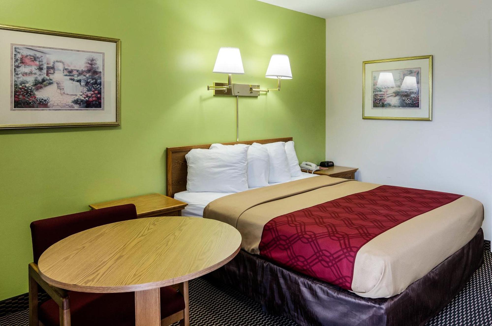 Econo Lodge University Lawrence Extérieur photo