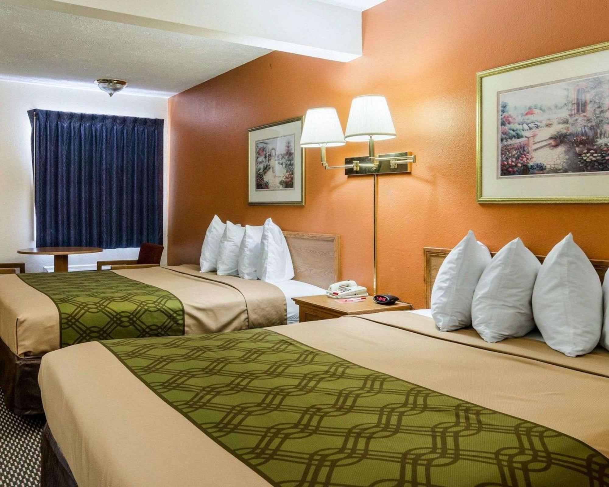 Econo Lodge University Lawrence Extérieur photo