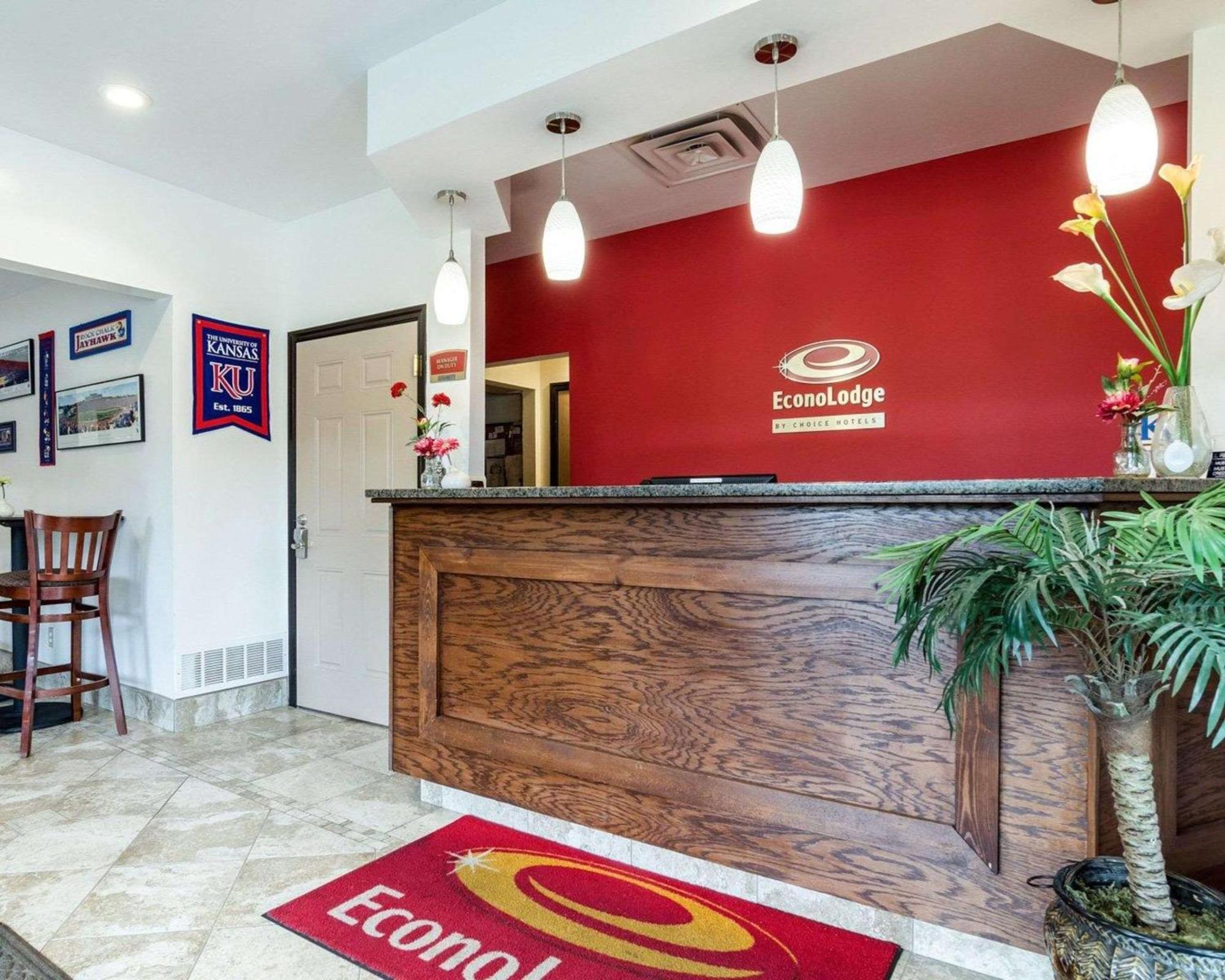 Econo Lodge University Lawrence Extérieur photo