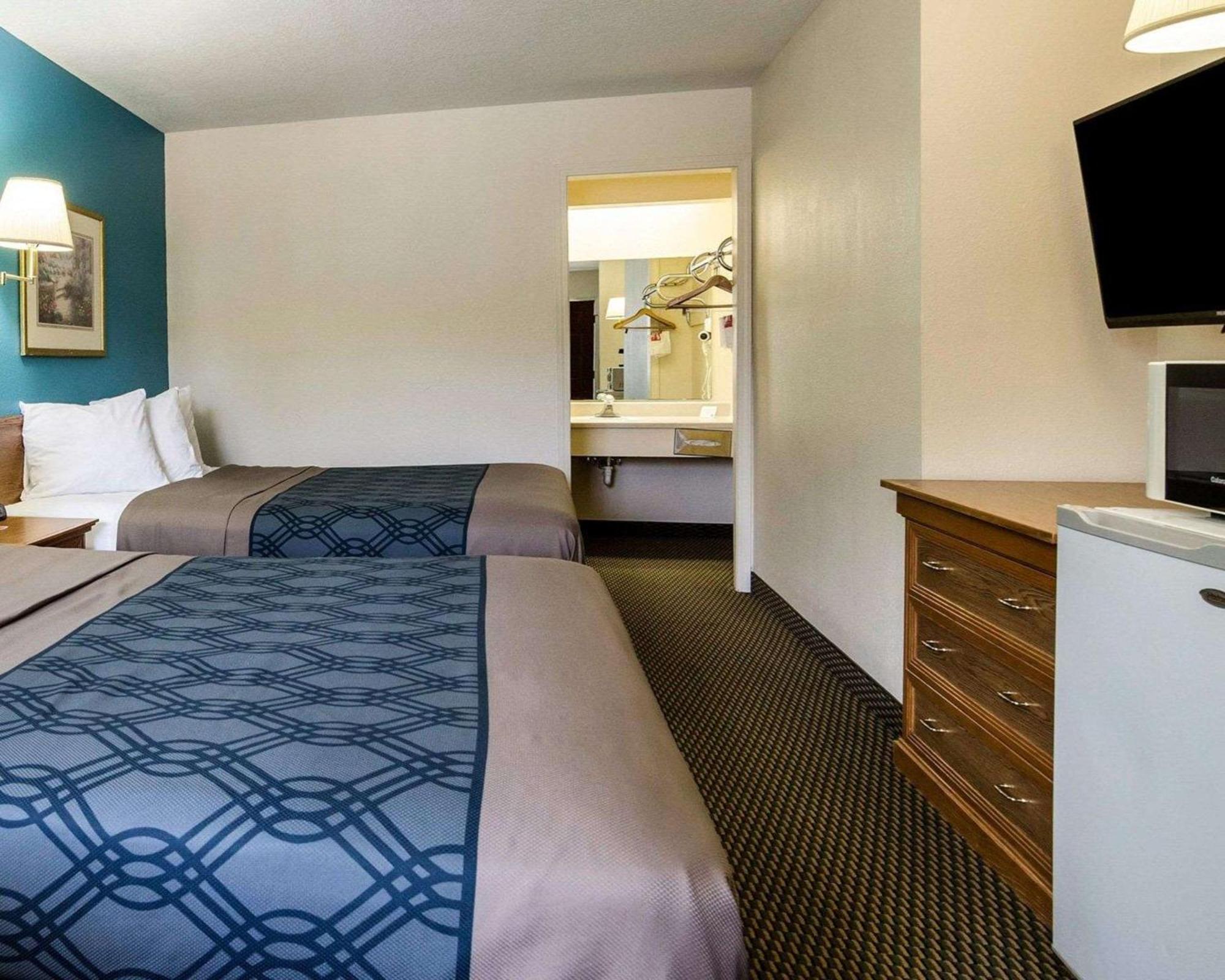 Econo Lodge University Lawrence Extérieur photo
