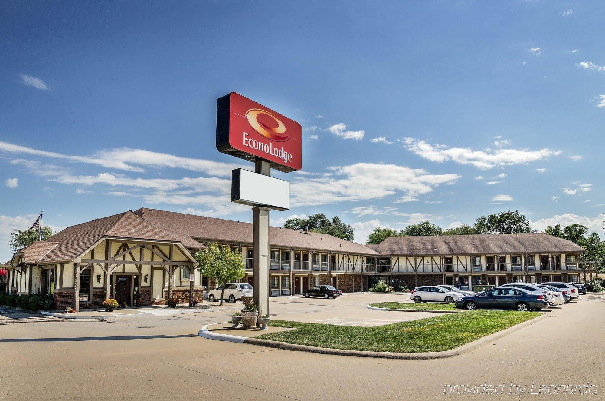 Econo Lodge University Lawrence Extérieur photo